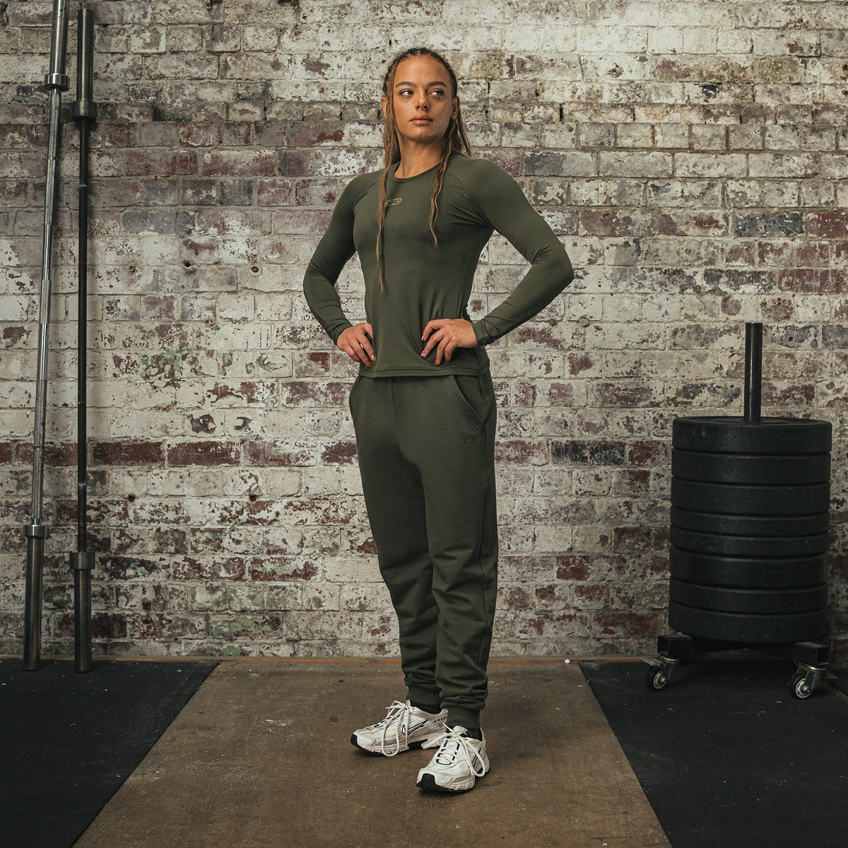 Women's Resolve Joggers