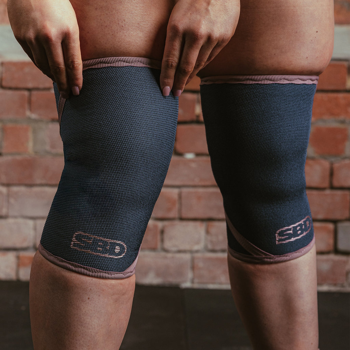Serenity Powerlifting Knee Sleeves
