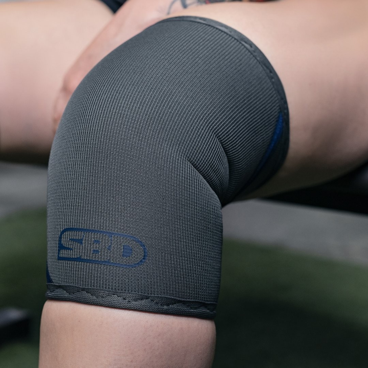 Storm Weightlifting Knee Sleeves
